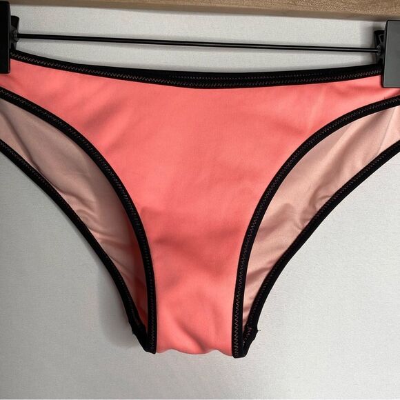 Victoria’s Secret The Cheeky Coral Salmon Pink Bikini Swim Bottoms Medium - Picture 8 of 8